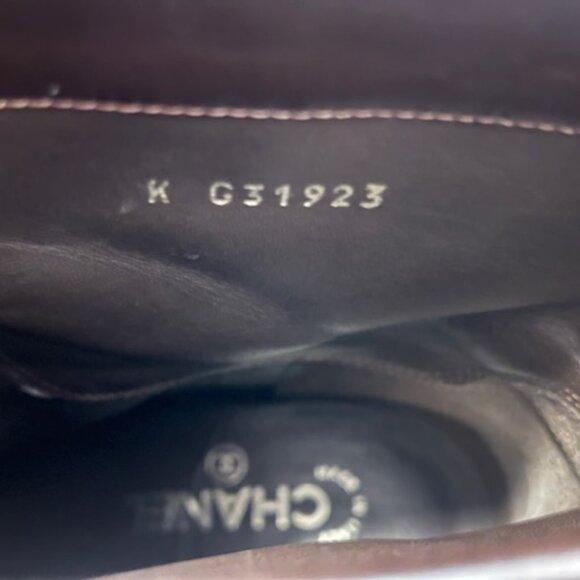 CHANEL Camellia Leather Mid-Calf Boots – Size 38.5 - Picture 14 of 16